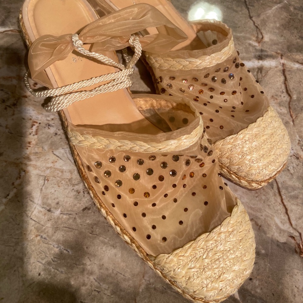 NWOT Stuart Weitzman Espadrille